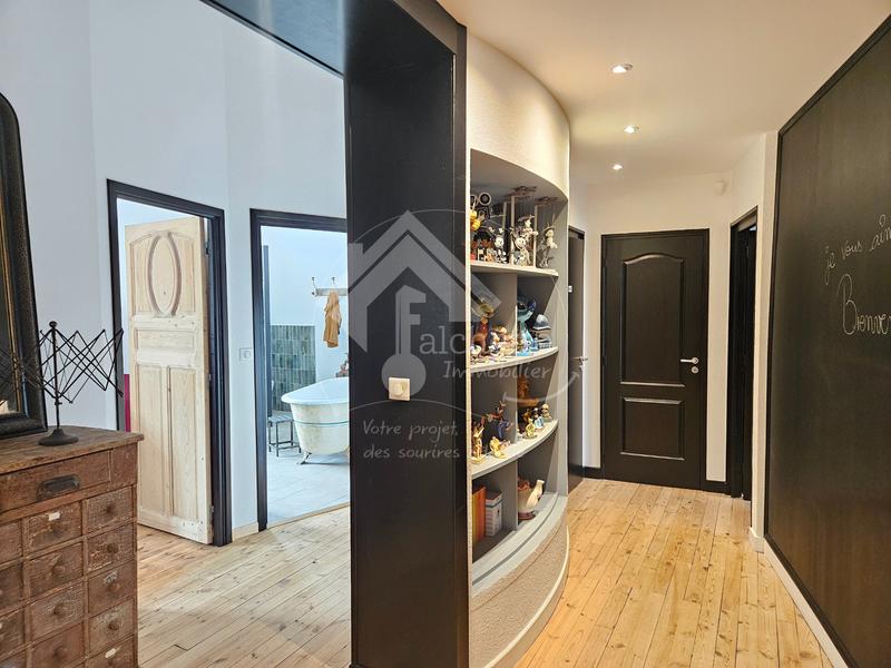 Appartement - 133 m² - 5 pièces