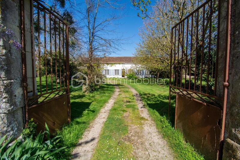 Corps de ferme - 188 m² - 7 pièces