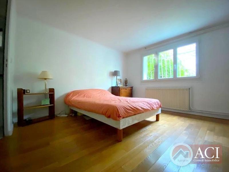 Maison - 264 m² - 11 pièces