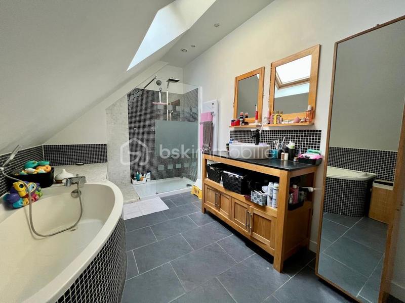 Maison en pierre - 110 m² - 5 pièces