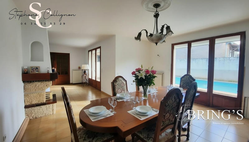 Maison traditionnelle - 150 m² - 5 pièces