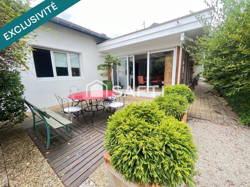 Maison - 157 m² - 9 pièces