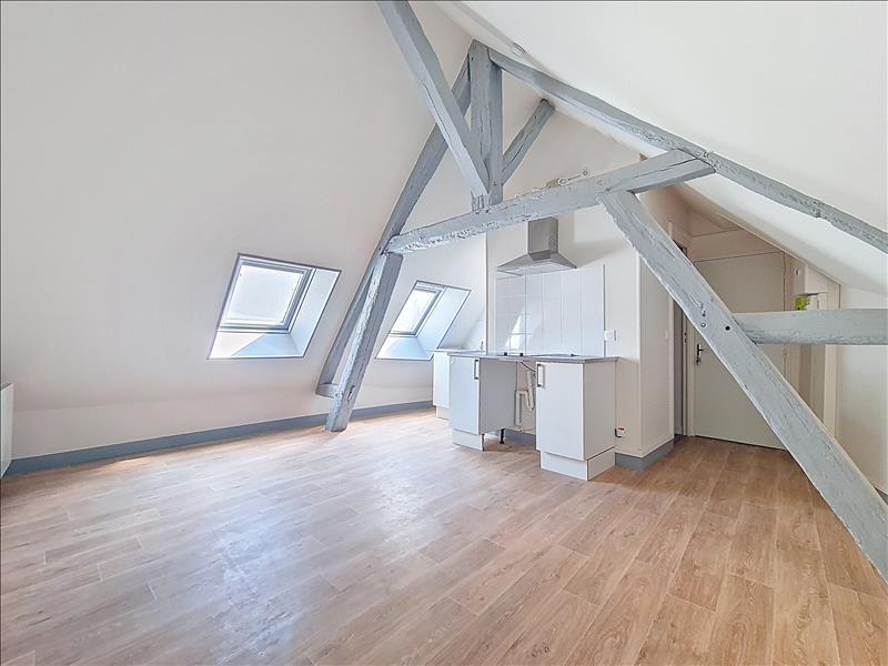 Studio - 14 m² - 1 pièce