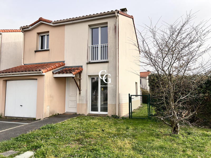 Maison traditionnelle - 79 m² - 5 pièces