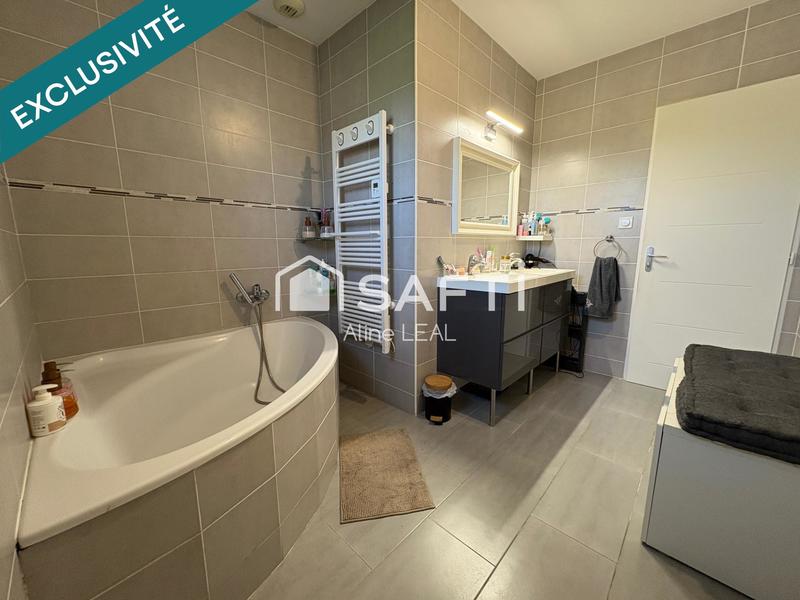 Maison - 114 m² - 4 pièces