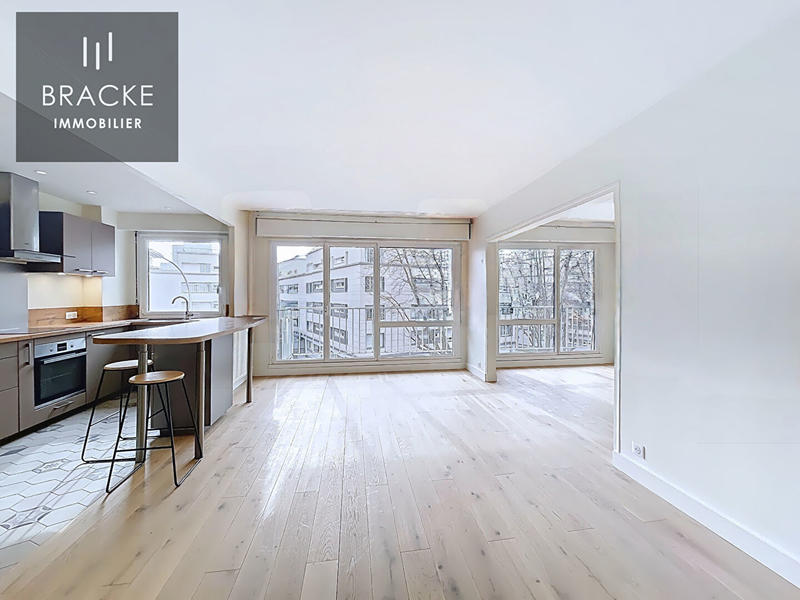 Appartement - 125 m² - 5 pièces