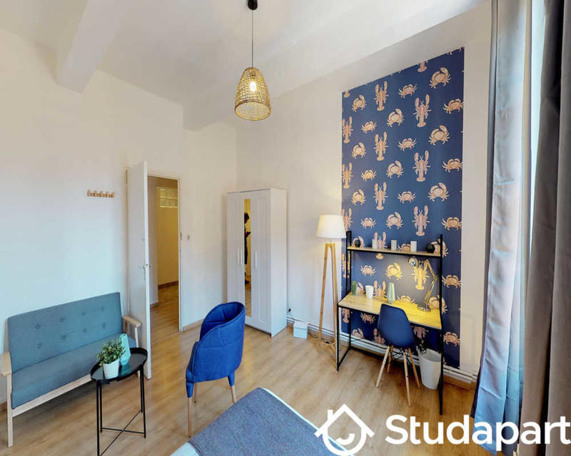 Chambre - 110 m² - 1 pièce