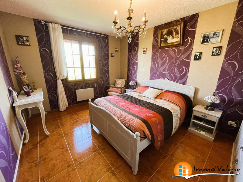 Villa - 280 m² - 10 pièces