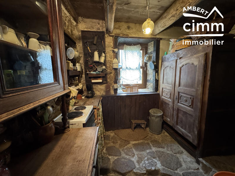 Maison - 172 m² - 10 pièces