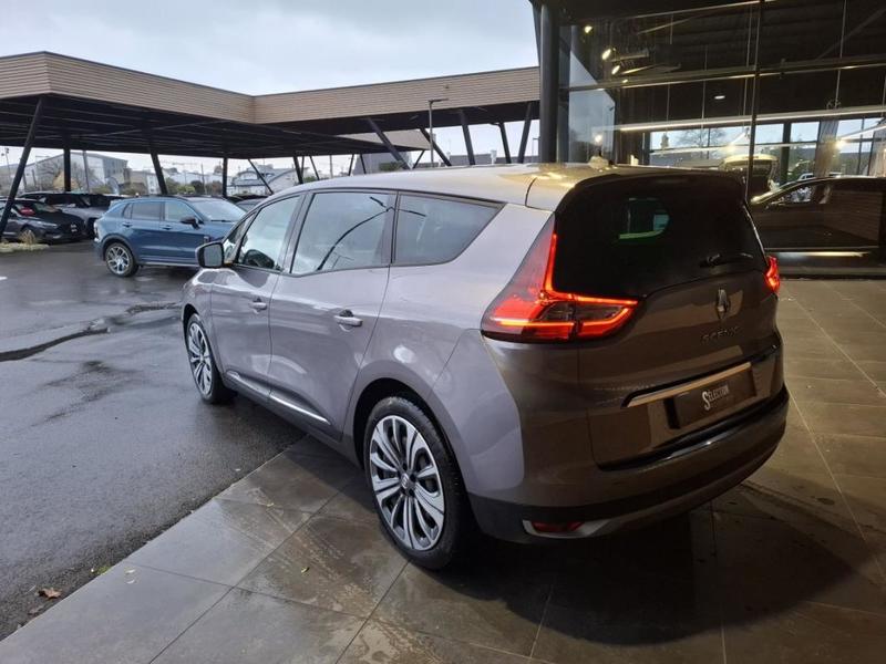 Renault Grand Scénic III Evolution TCe 140