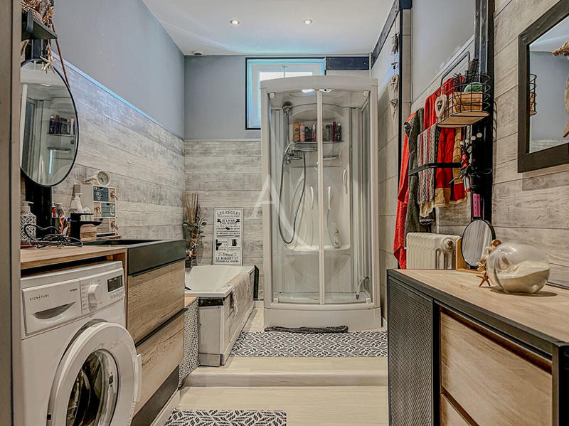 Maison - 175 m² - 6 pièces