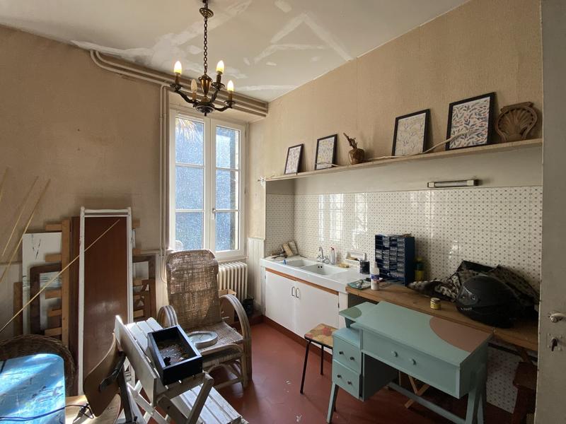 Maison - 210 m² - 8 pièces