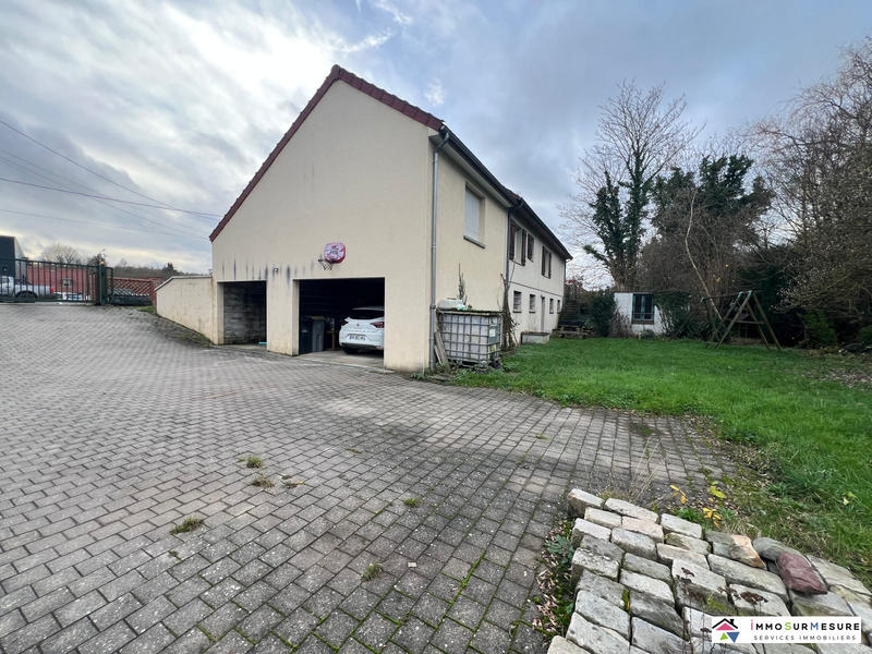 Maison - 127 m² - 6 pièces