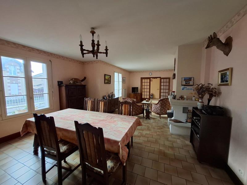 Maison - 128 m² - 4 pièces