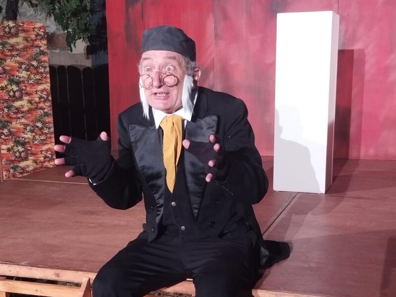 Théâtre - les méfaits du Cygne