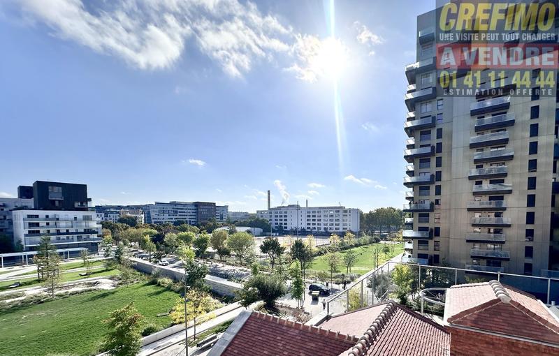 Appartement - 104 m² - 5 pièces