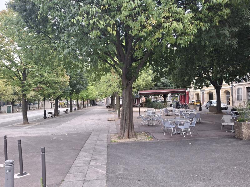 Fonds de commerce - Magasins - 135 m²