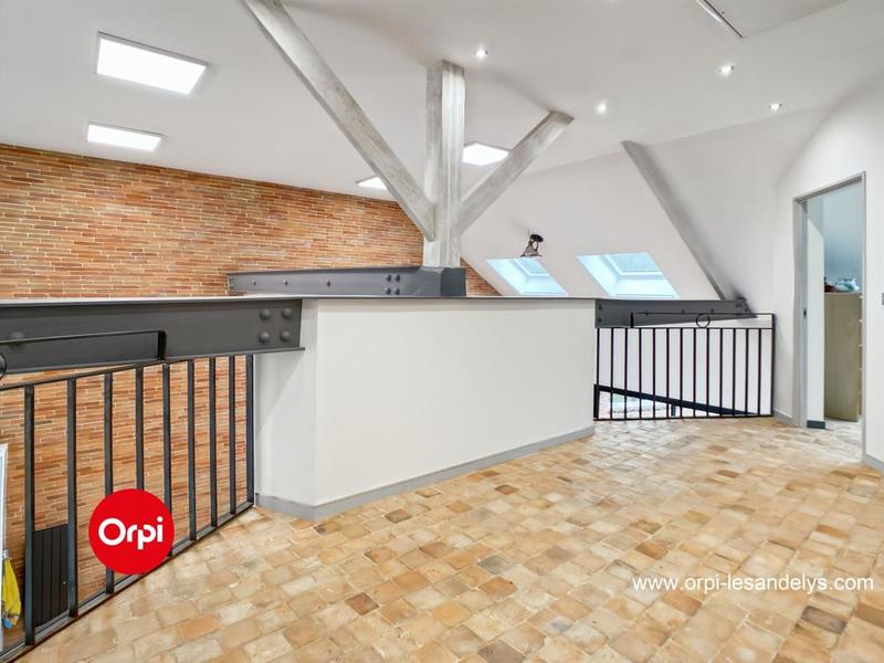 Maison - 104 m² - 4 pièces