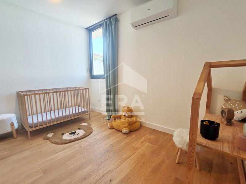 Appartement - 140 m² - 5 pièces