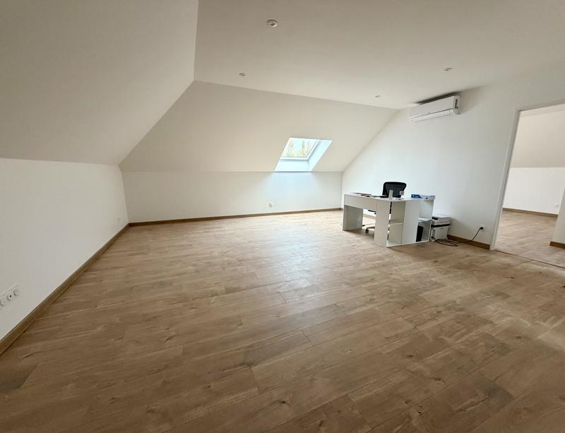 Maison contemporaine - 204 m² - 7 pièces