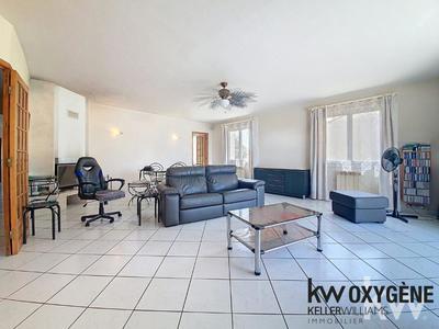 Maison - 142 m² - 6 pièces