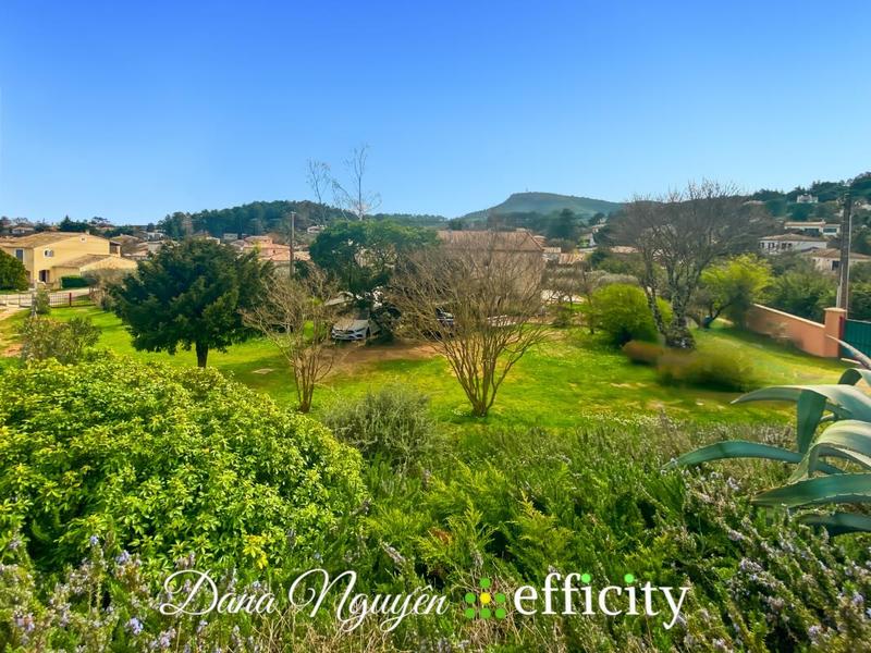 Villa - 180 m² - 7 pièces