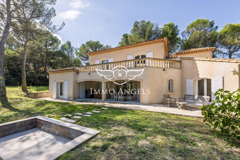 Bastide - 310 m² - 7 pièces