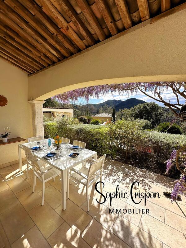 Villa - 162 m² - 6 pièces