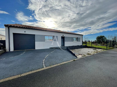 Maison - 95 m² - 4 pièces