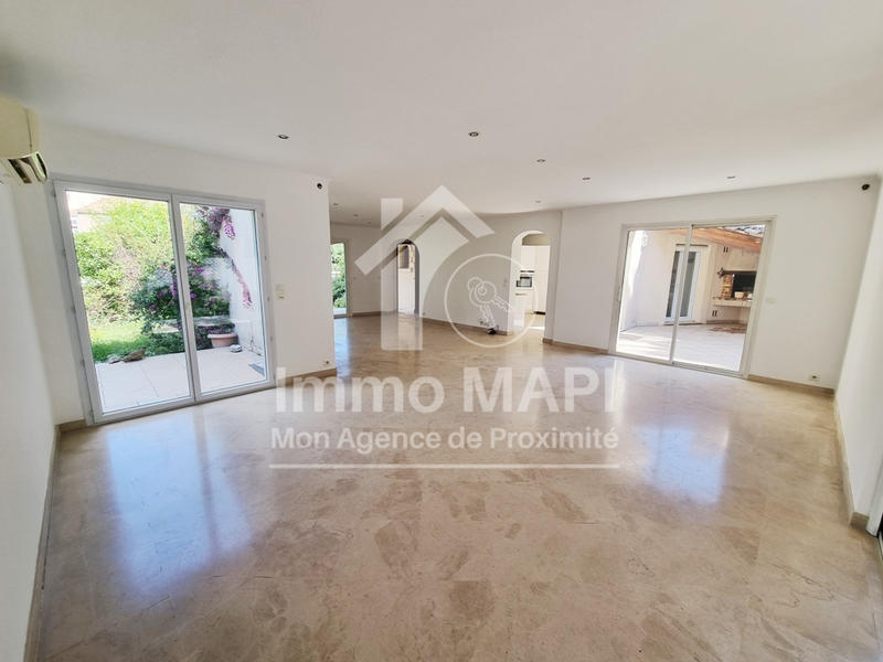 Maison - 170 m² - 5 pièces