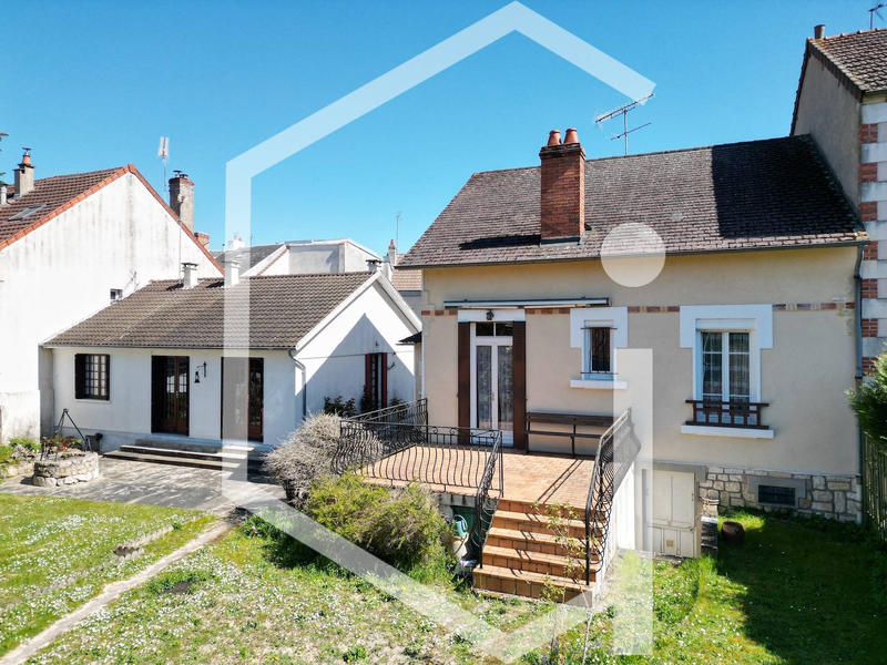 Maison - 80 m² - 4 pièces