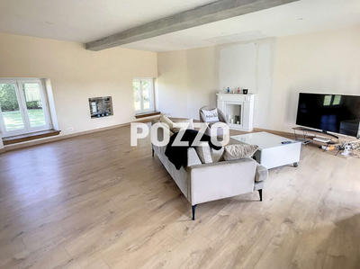 Maison - 180 m² - 6 pièces