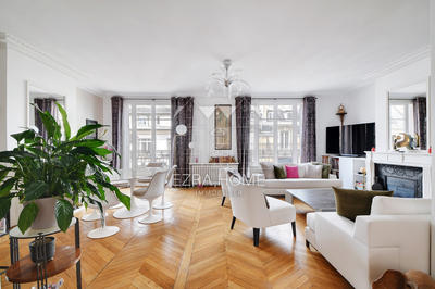 Appartement - 175 m² - 6 pièces