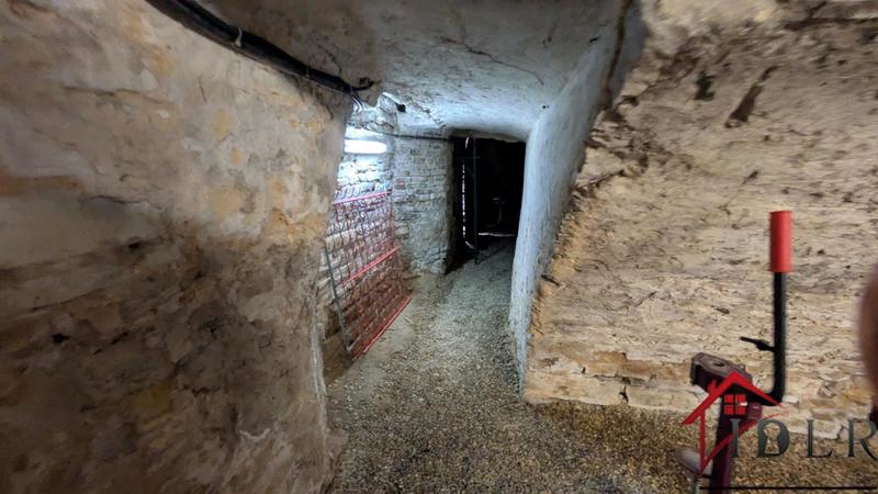 Maison - 200 m² - 7 pièces