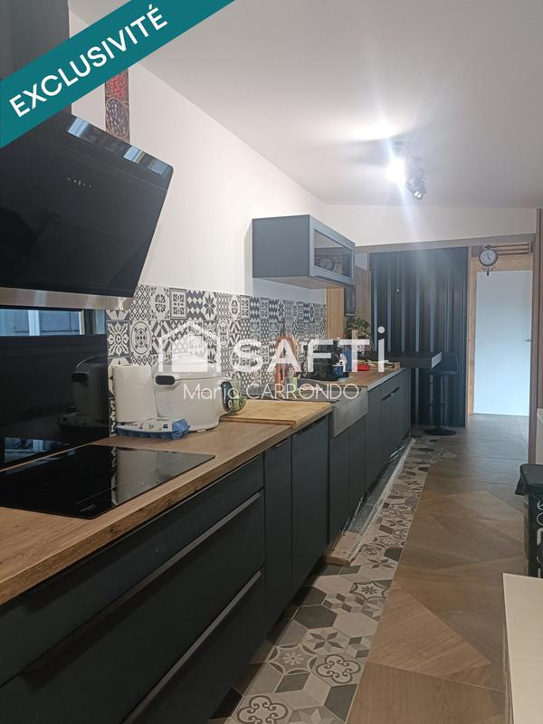 Maison - 137 m² - 6 pièces