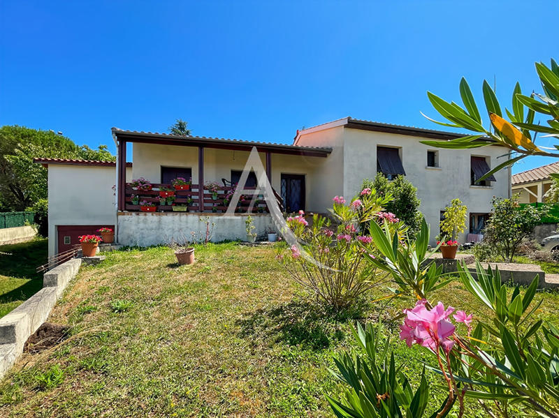 Maison - 163 m² - 9 pièces