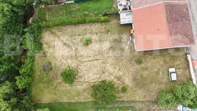 Grange - 200 m² - 2 pièces