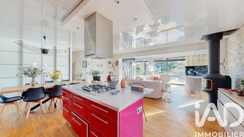 Maison - 175 m² - 7 pièces