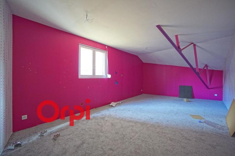 Local commercial - 592 m²