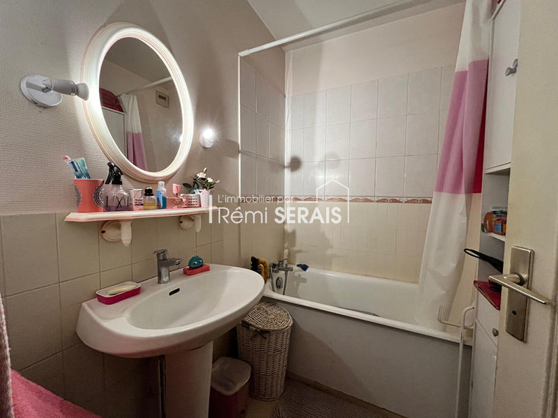 Appartement - 100 m² - 4 pièces