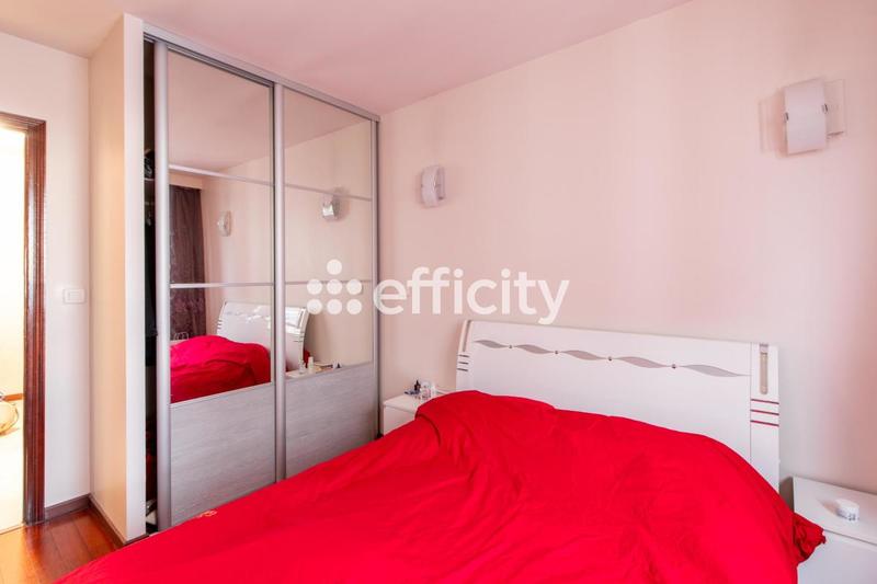 Appartement - 91 m² - 5 pièces