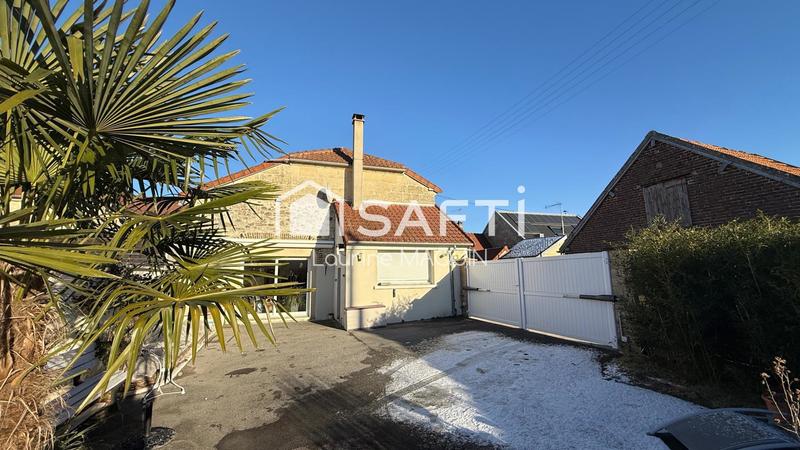 Maison - 240 m² - 6 pièces