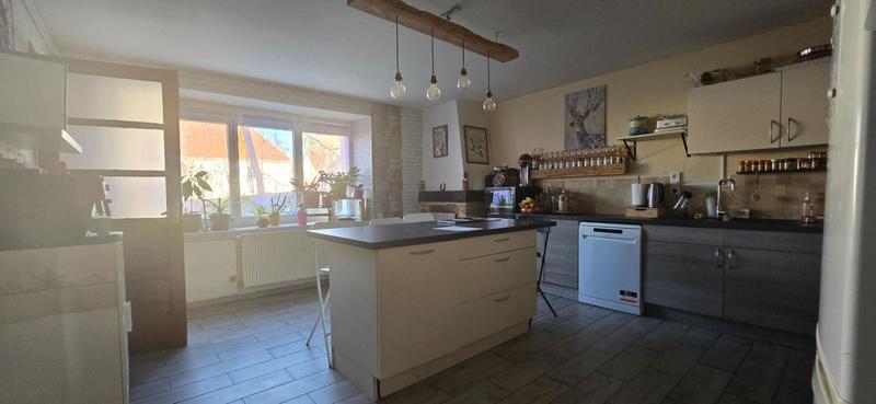 Maison - 146 m² - 5 pièces