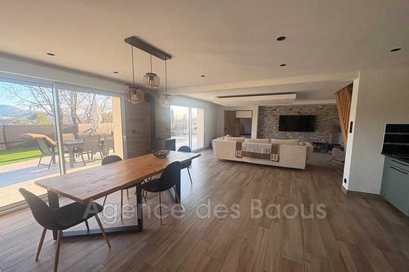 Maison - 136 m² - 5 pièces