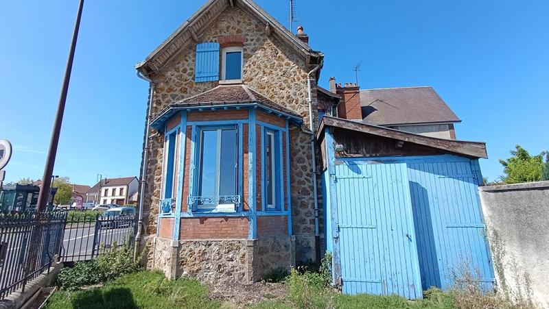 Maison - 98 m² - 1 pièce