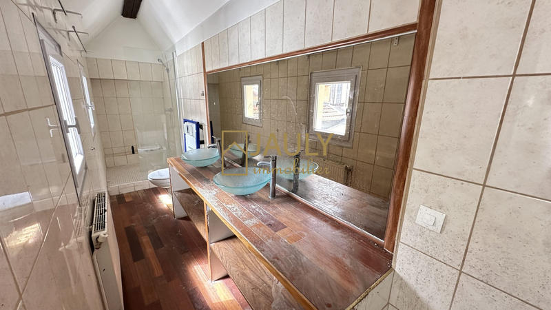 Local commercial - 197 m²