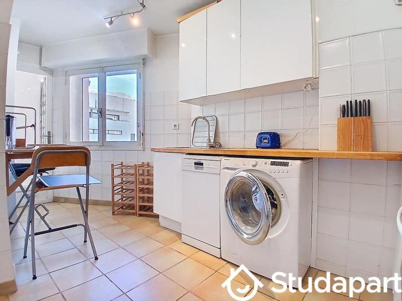 Chambre - 13 m² - 1 pièce