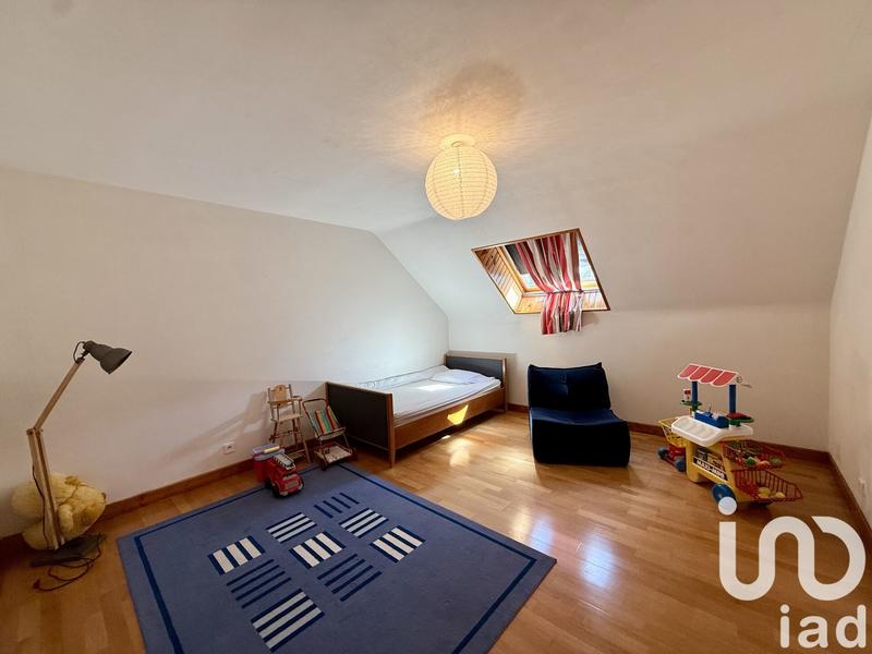 Maison - 257 m² - 8 pièces