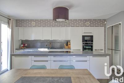 Maison - 150 m² - 8 pièces