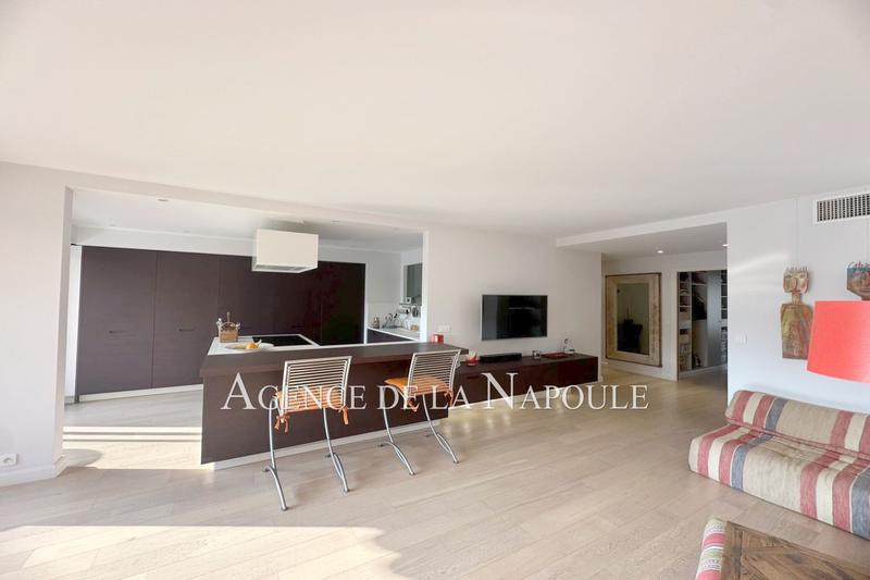 Appartement - 121 m² - 4 pièces